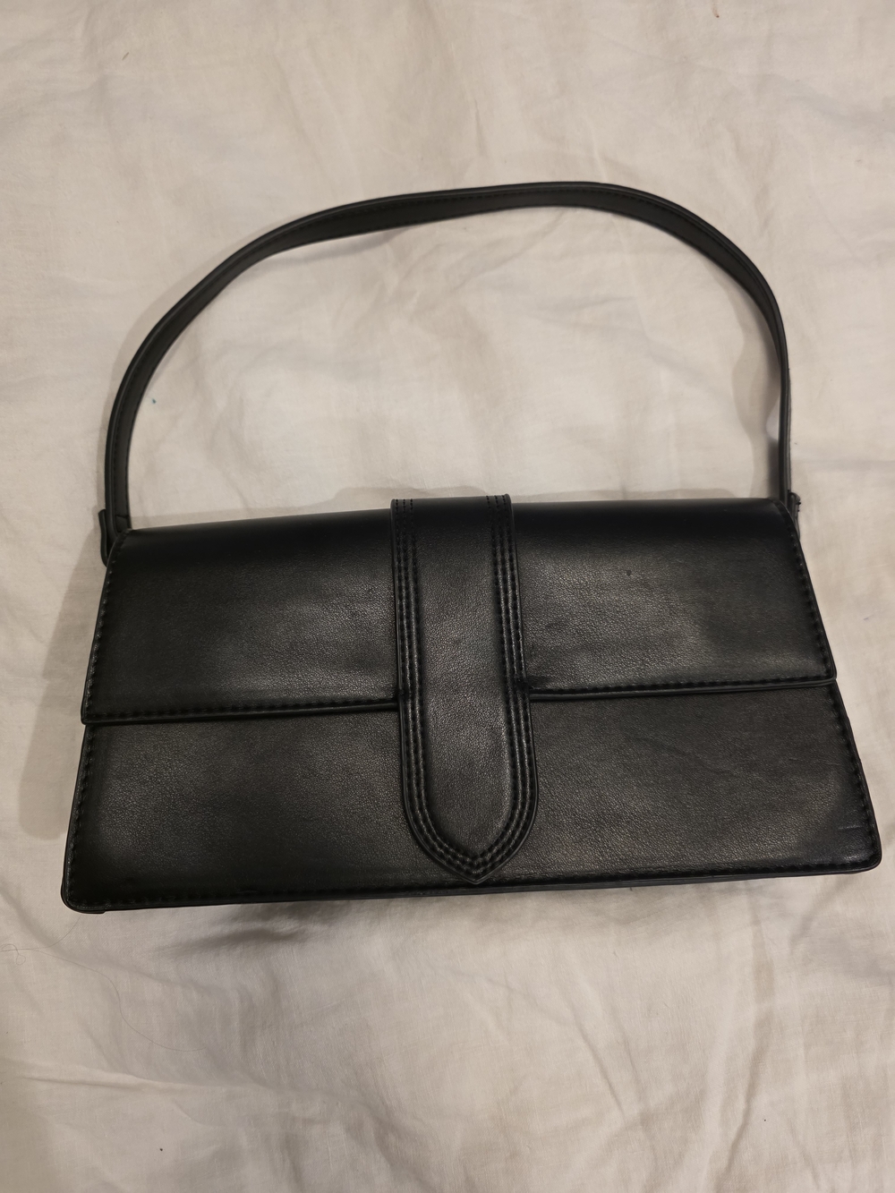 Moda Luxe Black Vegan Leather Shoulder Bag